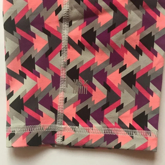 Victoria's Secret VSX Sport Knockout Leggings Crop Aztek Geometric Pants Sz M - Picture 8 of 15